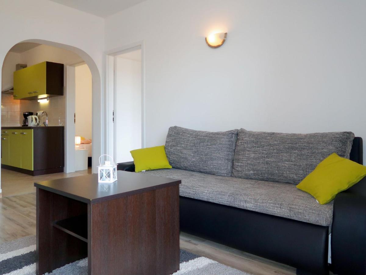 Apartment Rosic - Krk217 By Interhome Kornić Exterior foto